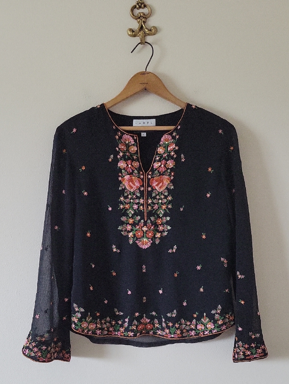 Label Ritu Kumar Black‎ Sheer Floral Embroidered Blouse Size Large